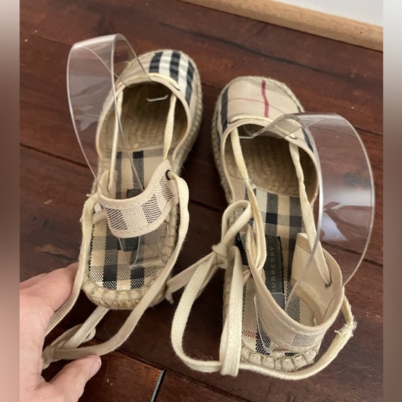 Vintage Burberry espadrilles - Picture 9 of 10